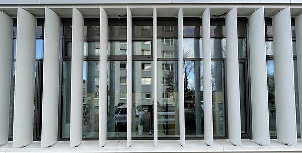 Außenfassade des Wohnhochhauses Außenfassade des Wohnhochhauses