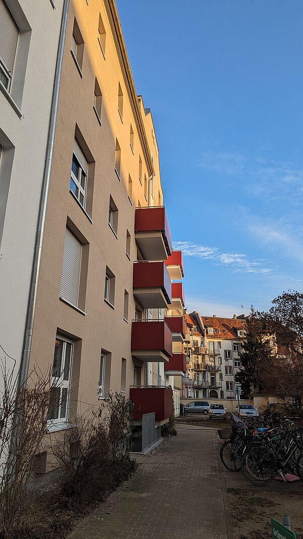Hardtstraße Karlsruhe Außenfassade von der Seite Hardtstraße Karlsruhe Außenfassade von der Seite